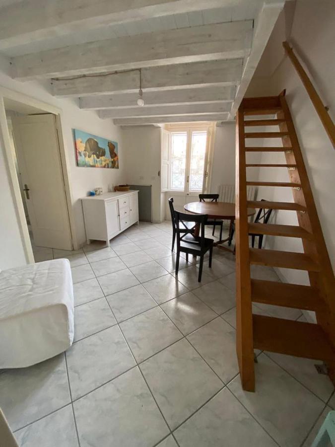 Appartamento In Pieno Centro A Lecce Eksteriør billede